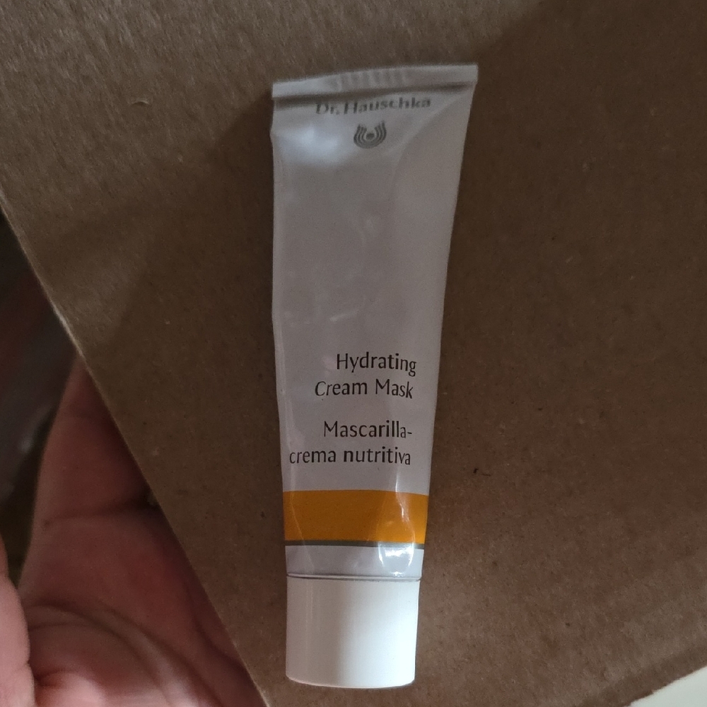 Hydrating Cream Mask - White and Orange